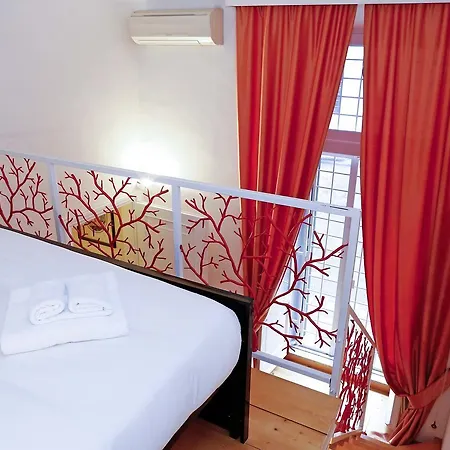 Апартаменты Maison Campo De Fiori Рим